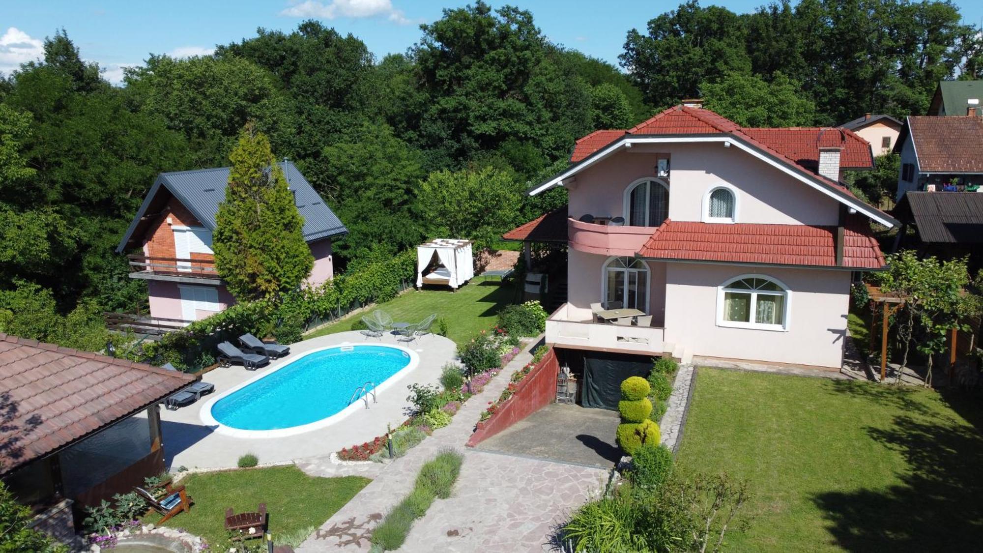 Villa Katarina With Pool Баня-Лука Екстер'єр фото