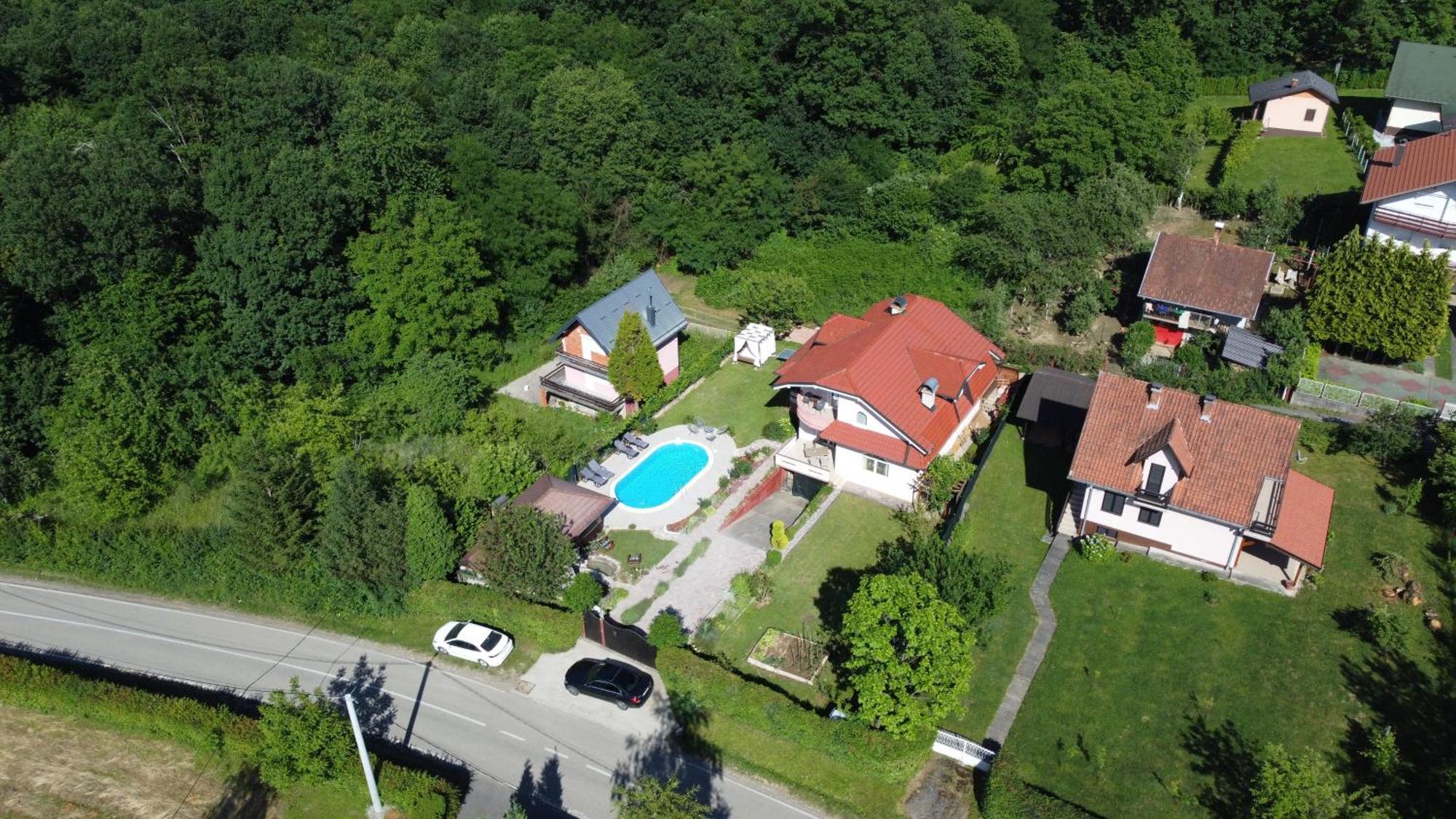 Villa Katarina With Pool Баня-Лука Екстер'єр фото