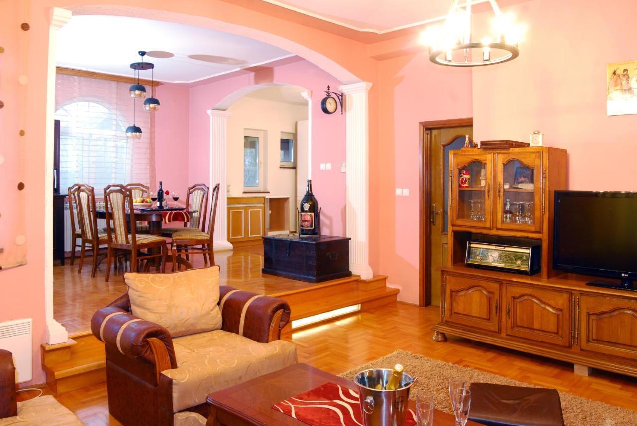 Villa Katarina With Pool Баня-Лука Екстер'єр фото