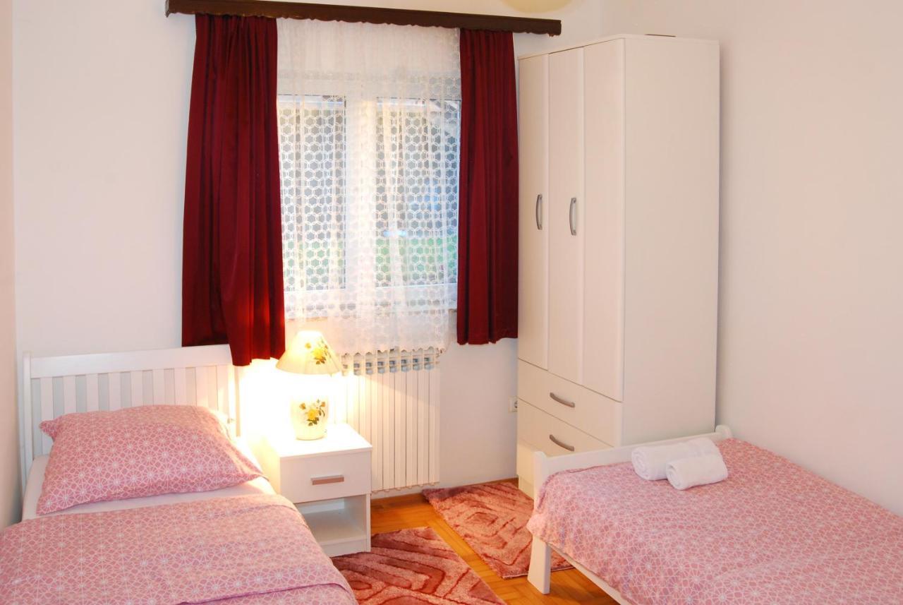Villa Katarina With Pool Баня-Лука Екстер'єр фото