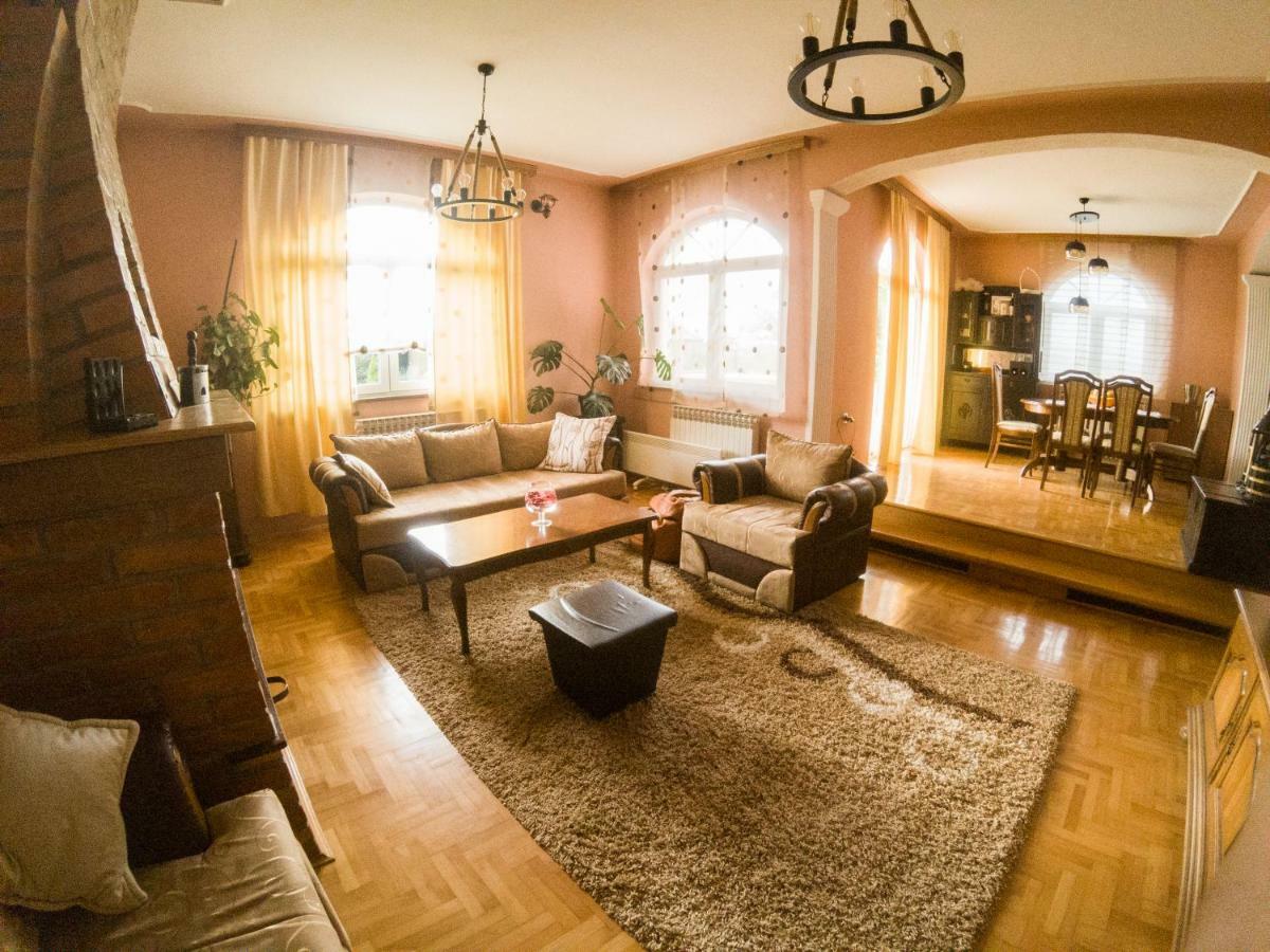 Villa Katarina With Pool Баня-Лука Екстер'єр фото