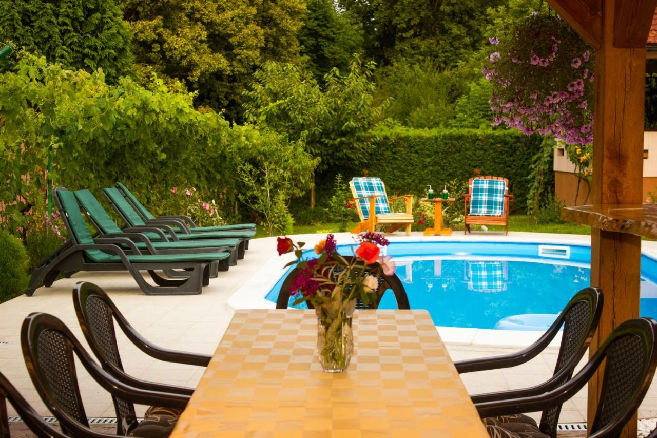 Villa Katarina With Pool Баня-Лука Екстер'єр фото