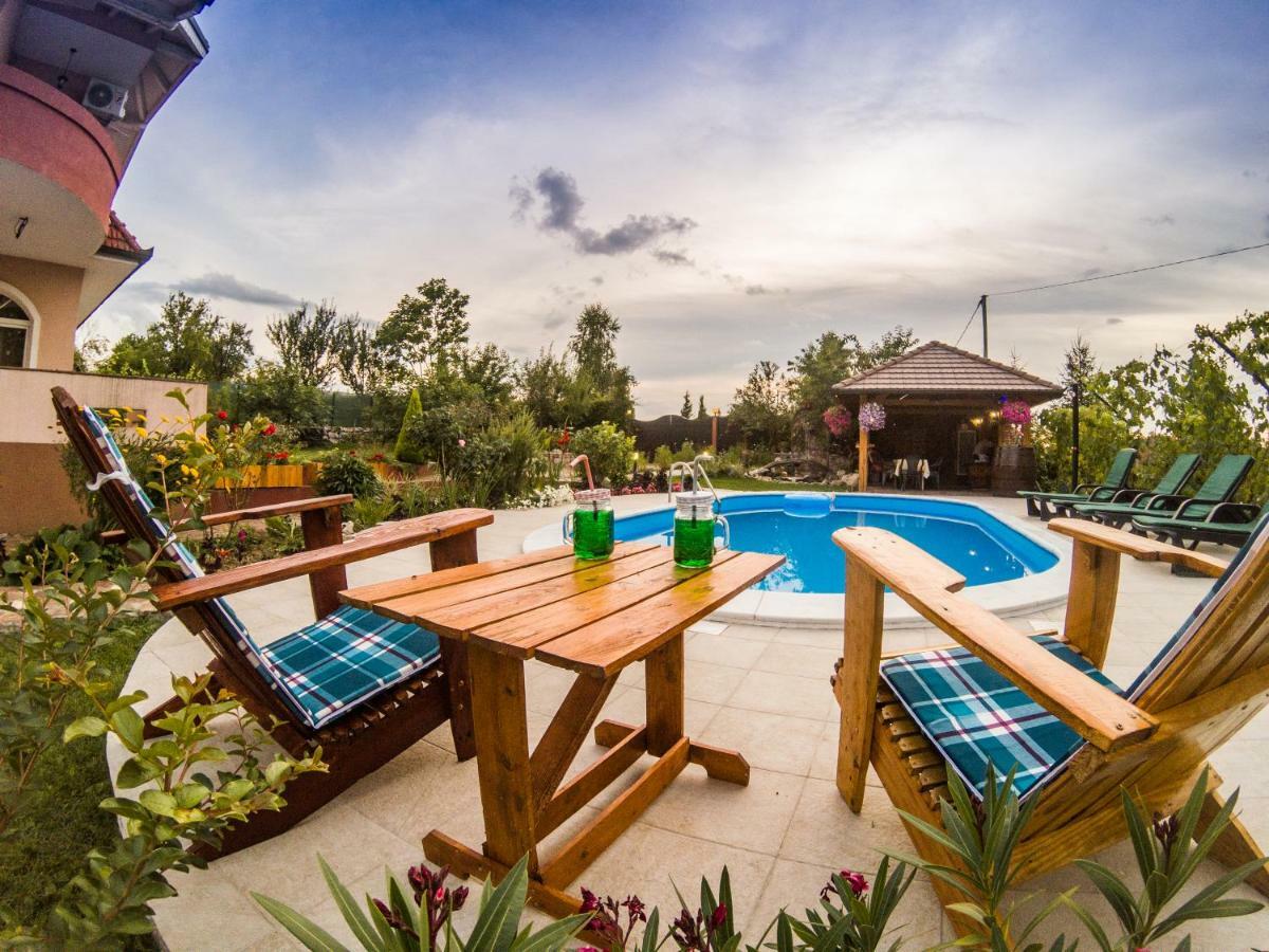 Villa Katarina With Pool Баня-Лука Екстер'єр фото